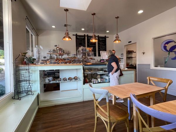 Le Pain Quotidien Shibakoen — cafe near Onarimon Station